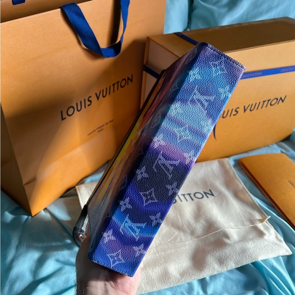 SUNSET MONOGRAM POCHETTE VOYAGE MM M45941 - Picture 11 of 13